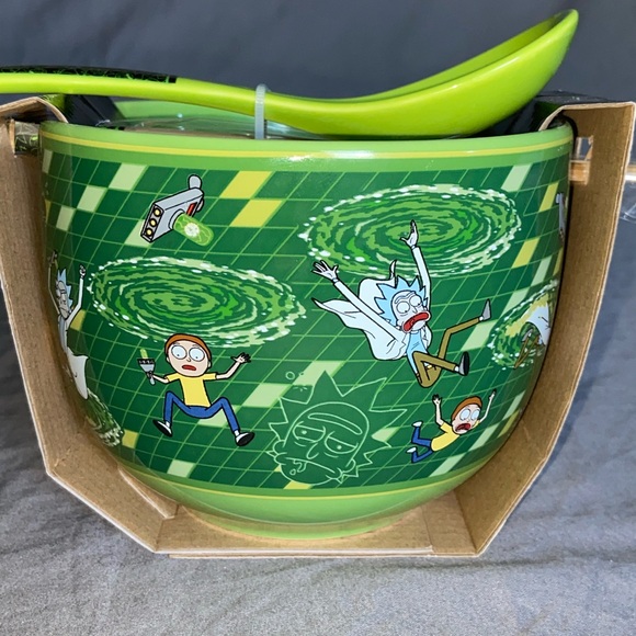Rick & Morty Ramen Bowl - Picture 2 of 4